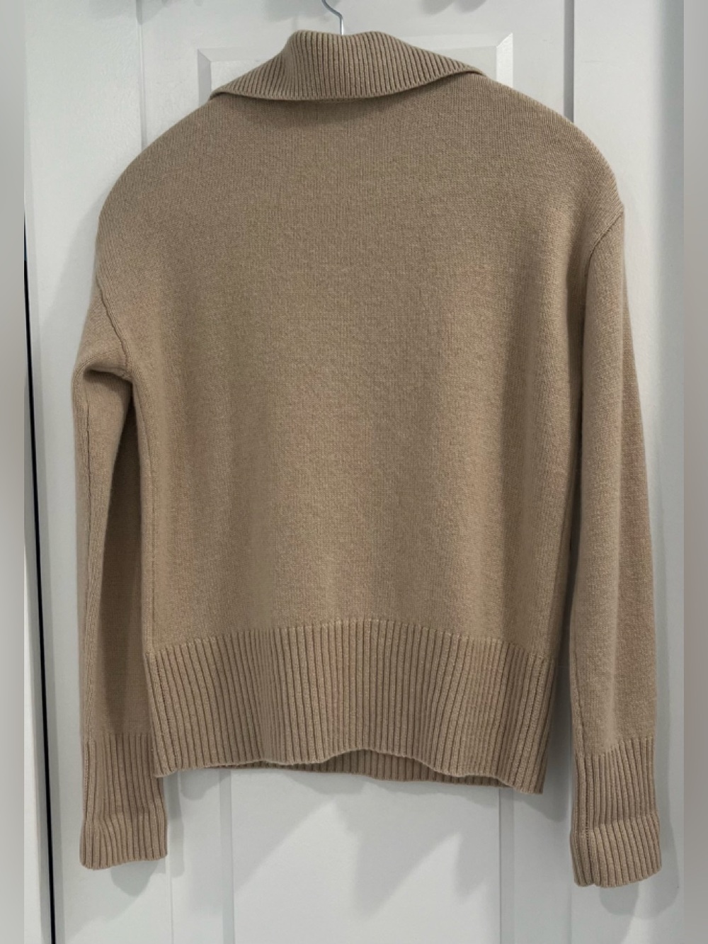 BANANA REPUBLIC Cashmere Sweater, Size XS - Picture 2 of 8